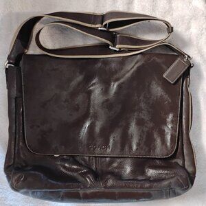 Coach Heritage Messenger Bag - Brown